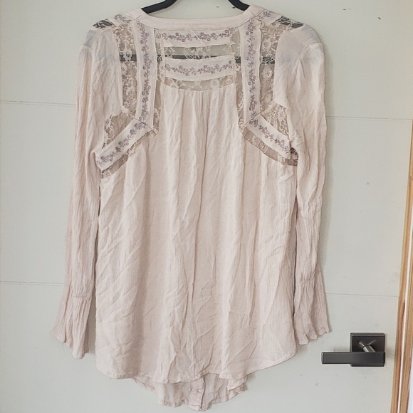 She + Sky Button Down Shirt - Picture 2 of 6